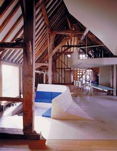 The barnstormers | Features | Building