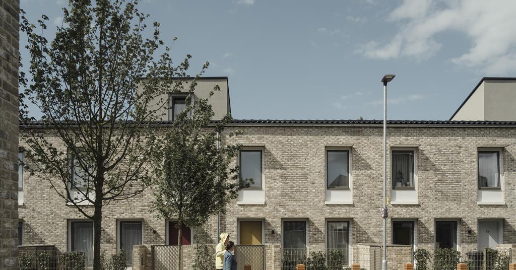 www.building.co.uk