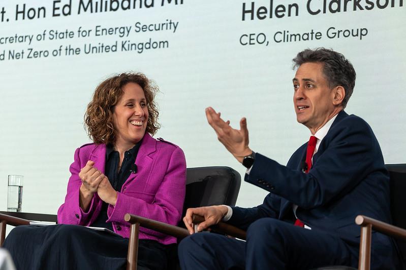Ed Ruffalo In pictures: Ed Miliband and Mark Ruffalo lead calls for accelerated ...