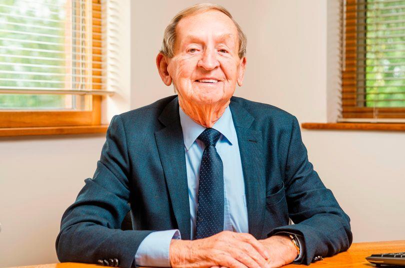 Bowmer & Kirkland chair among business leaders backing Labour - Vimarsana News