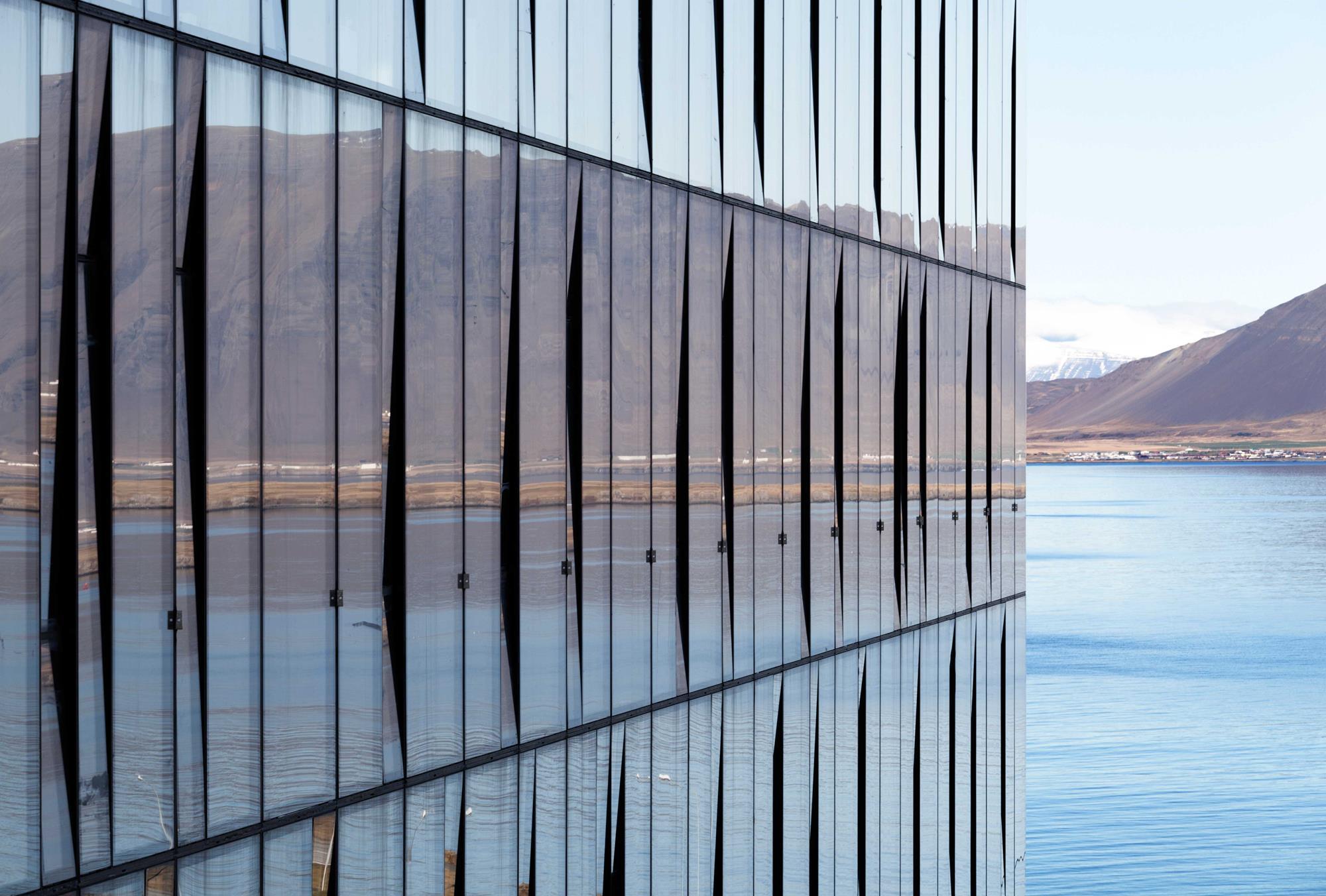 Cpd 20 2018 Aluminium Curtain Walling Features Building