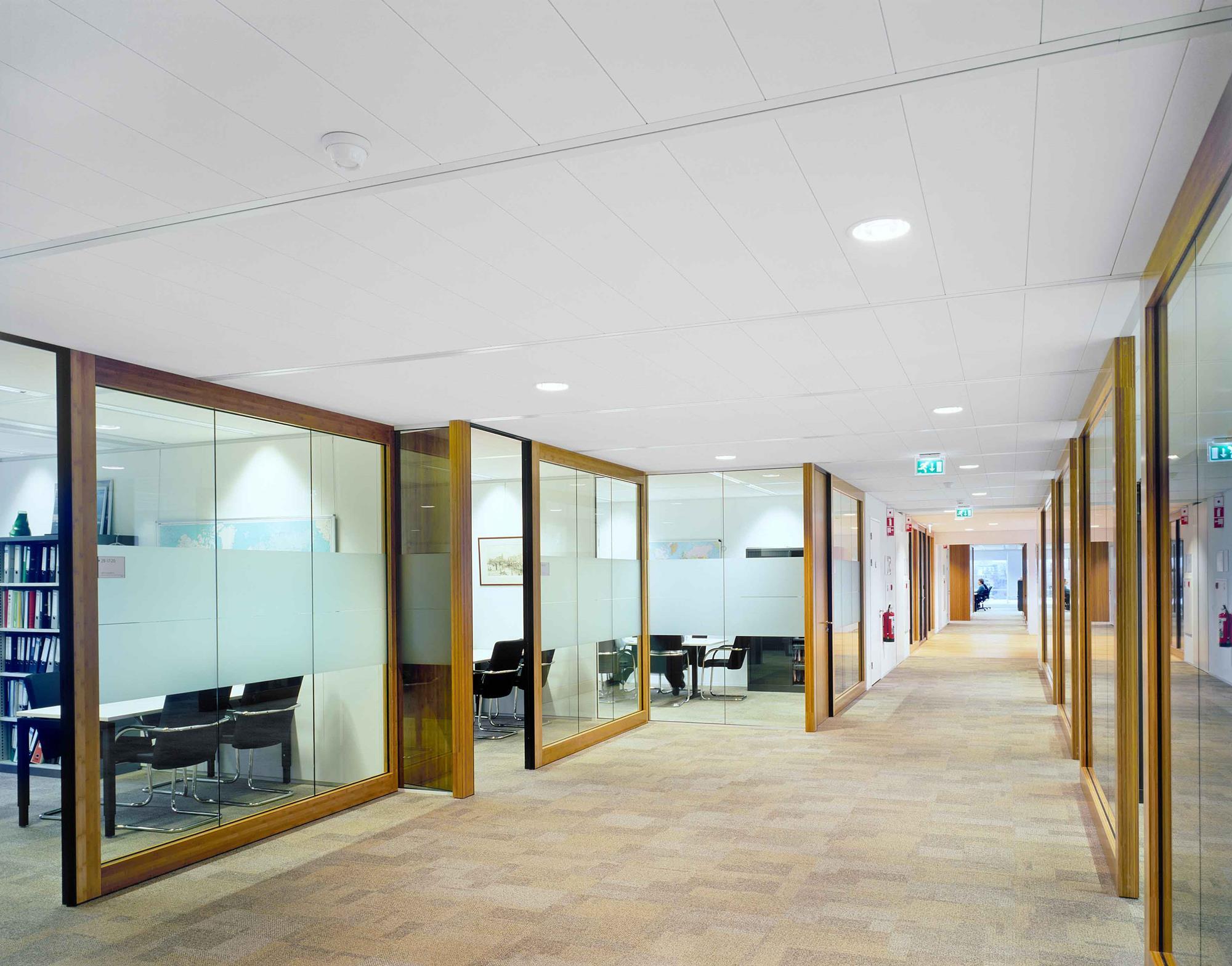 Cpd 7 2019 Specifying Suspended Ceilings For Health And