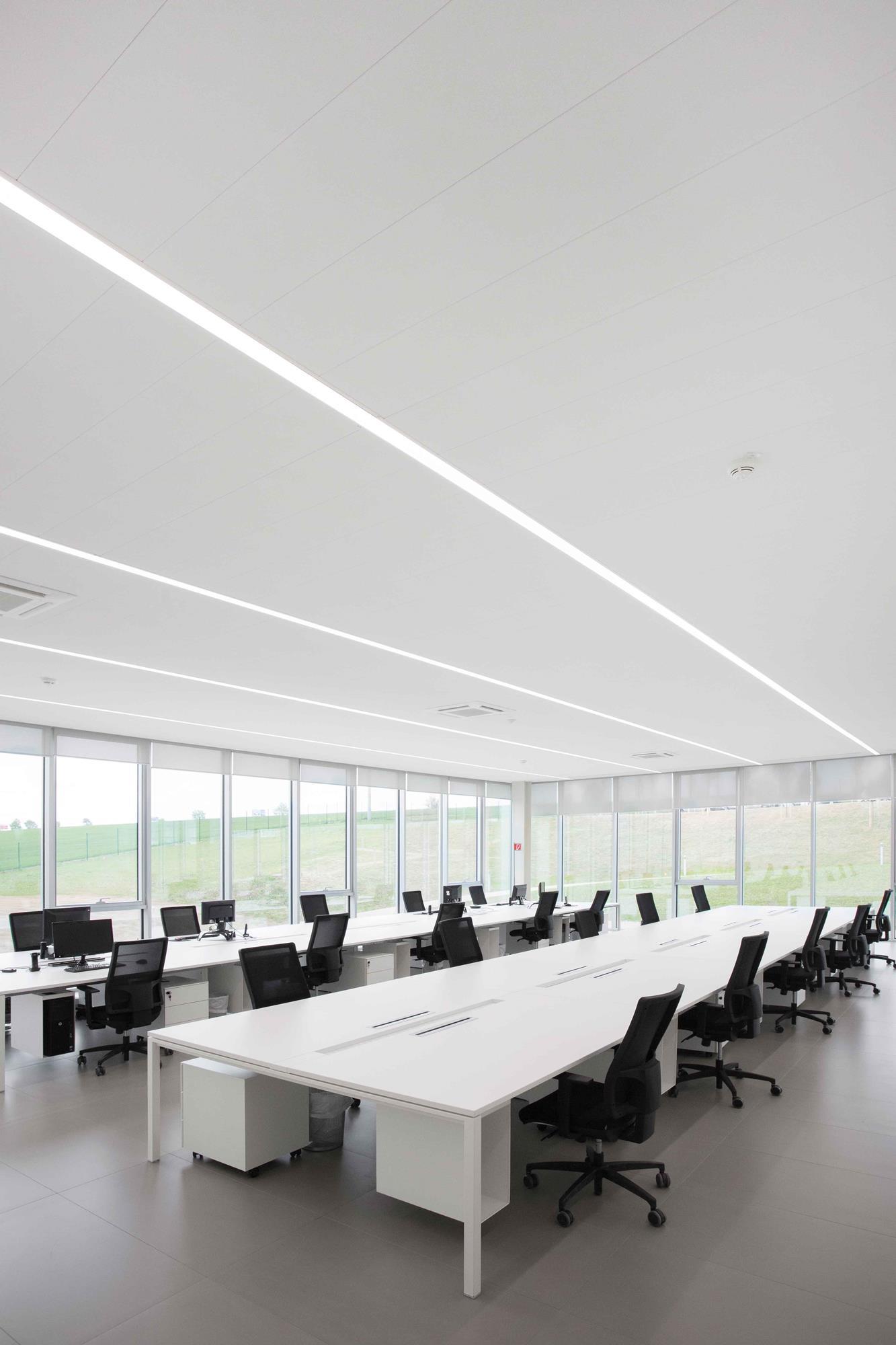 Cpd 7 2019 Specifying Suspended Ceilings For Health And