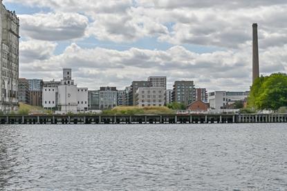 docks