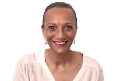Sue Elabor 2-Photoroom