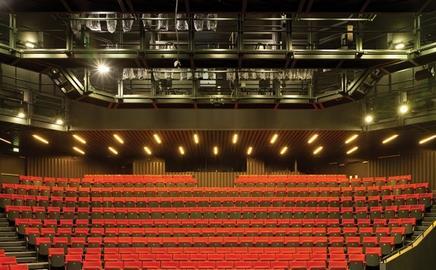 The main 400-seat auditorium. A similar natural ventilation strategy serves the adjacent studio theatre 