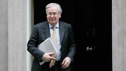 Will Bank of England governor Mervyn King cut interest rates to zero?