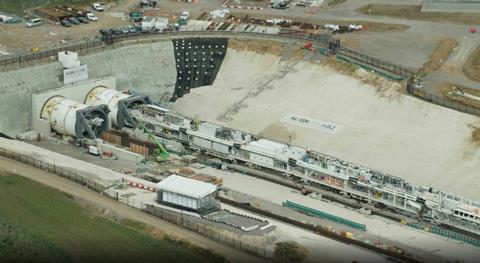 Tunnel boring machine (1)