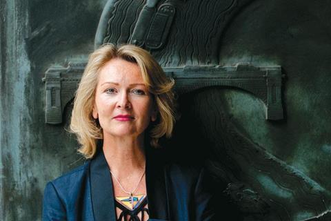 1787685_Angela_Brady_webET1