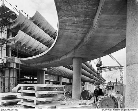 PrestonBusStationjlp01_08_081453(c)HistoricEngland