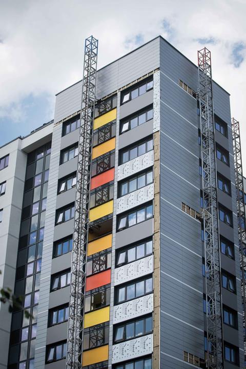 LR-Research-cladding-june-2019-Alamy-JCF1NG