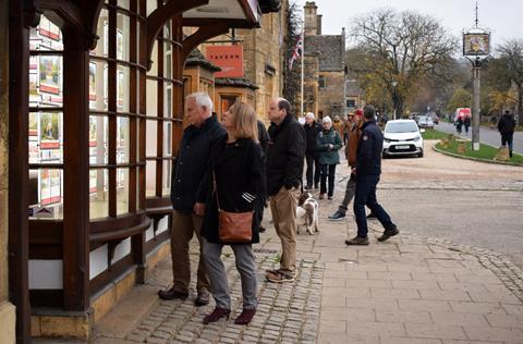 shutterstock_2543807445