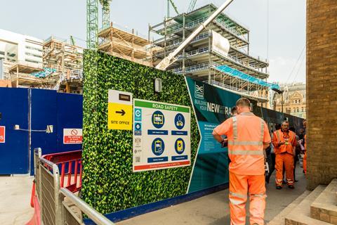 crossrail workers