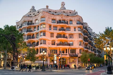 Casa Mila copy