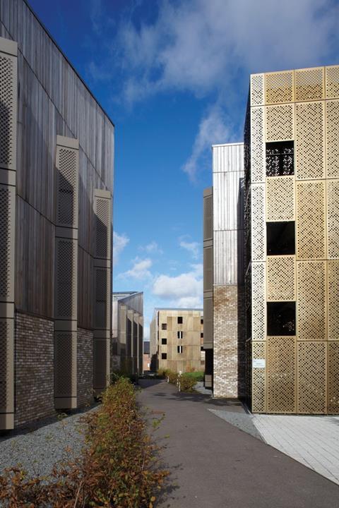 The RIBA Award-winning Student Village at the Royal Veterinary College’s Hertfordshire campus uses more than 6,500m2 of Kingspan Insulation Kooltherm K15 Rainscreen Board