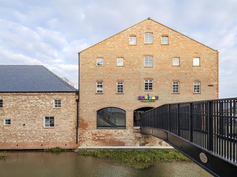 Horizon-Youth-Zone_Grimsby-John-Puttick-Associates_London-Architects©Gareth-Gardner_Low-Res-10