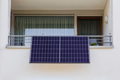 shutterstock_2369738157