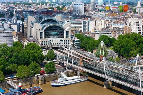 1 Embankment Place