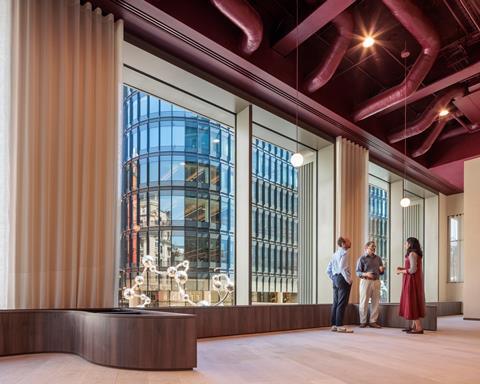 1 Liverpool St reception