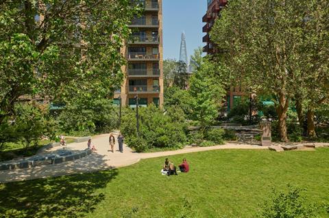 230608_elephant_park_983_jpg_37664LR