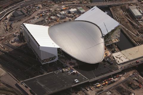 Aquatic centre