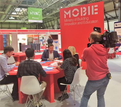 Sponsored content UKCW_George Clarke Mobie