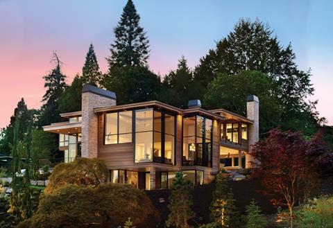 Joie De Vivre, a private residence in Oregon, features thermally broken Reynaers CS 68 windows