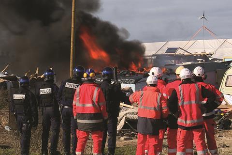 Fire in the Jungle camp in Calais