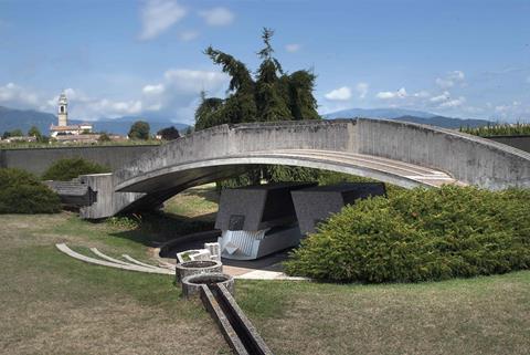 Brion-family-cemetery,-San-Vito-D’Altivole-by-Carlo-Scarpa-shutterstock_659200432CMYK