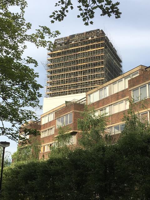 Grenfell scaffolding