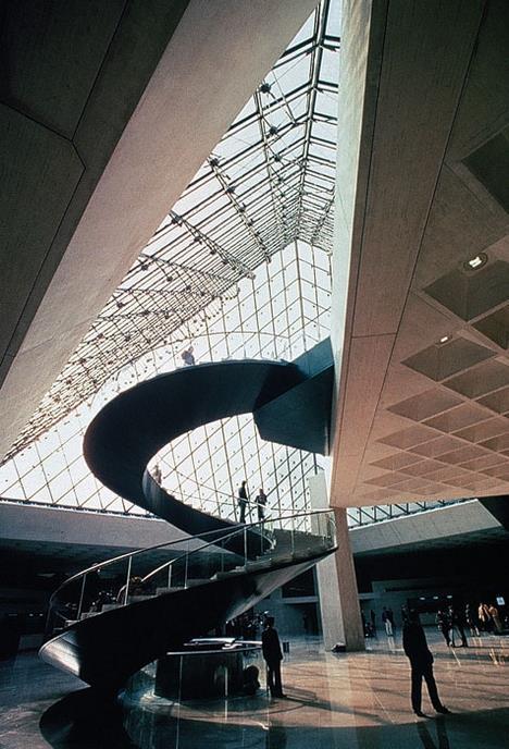 the expansion of the Louvre in Paris, 1983-1993