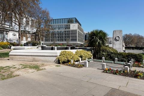 Trinity Square - Balfour Beatty / Citizen M