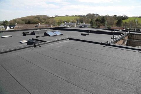 The roof of Llanfair primary school in the Vale of Glamorgan uses 400m2 of ROCKWOOL HARDROCK Multi-Fix Recovery Board