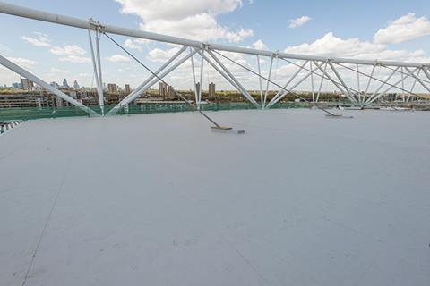 The roof of the Queen Elizabeth II stadium in east London uses 27,000m2 of 50mm ROCKWOOL HARDROCK Multi-Fix (DD) and 96,000m of ROCKWOOL Acoustic Infills