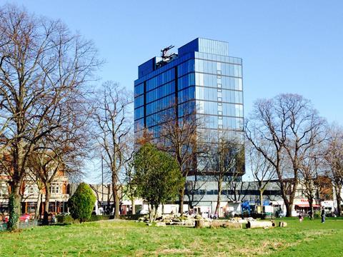 Chiswick Road - Lend Lease