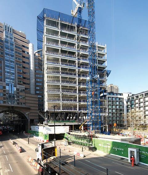 1 and 2 London Wall Place feature extensive use of cantilevered structural steelwork enabling the scheme to extend well beyond its basement boundary