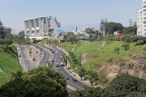 Universidad de Ingeniera y Tecnologia by Grafton Architects