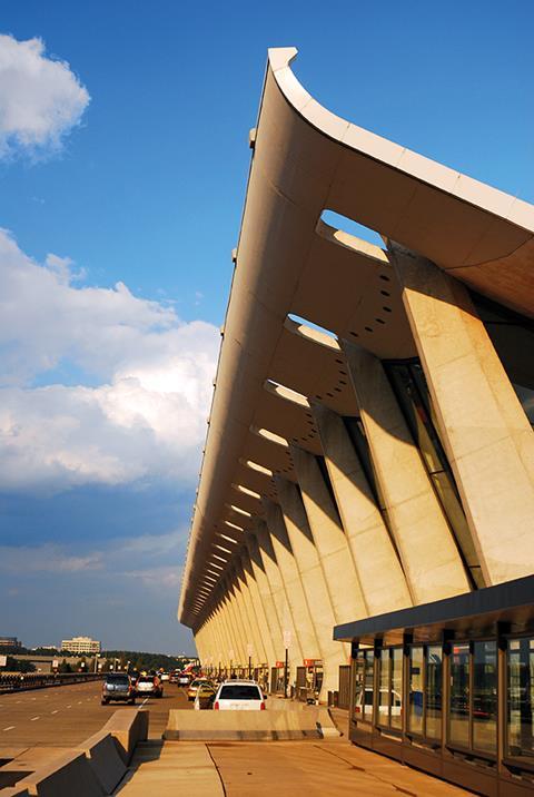 WASHINGTON DULLES 1 shutterstock_1084859573