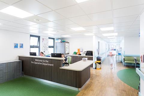 Armstrong Ceilings’ CoolZone tiles incorporating phase-change materials were installed to help maintain a stable temperature at the Bristol Royal Infirmary without additional cooling