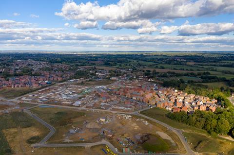 Green belt housing