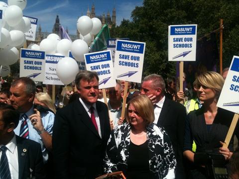 Ed Balls joins teachers campaigning against BSF cuts