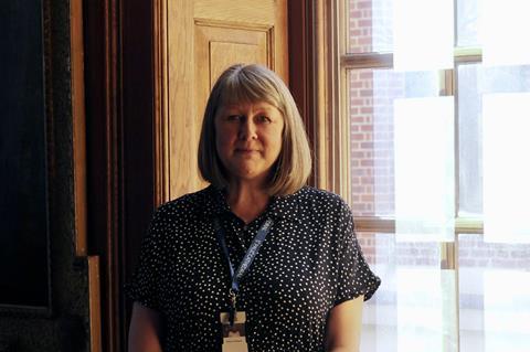 2a07c6a8-a134-4774-ac84-5a68c56c6156