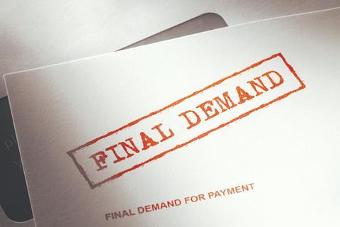 payment invoice shutterstock_260377142