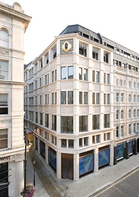 Crown Estates’ St James’s Gateway building in central London, designed by Eric Parry Architects. The Jermyn Street facade comprises new Portland stone cladding, sourced, designed and installed by Szerelmey