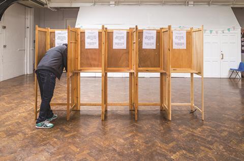 polling booth alamy MB0010